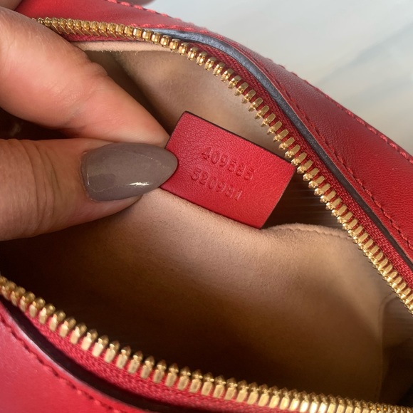 Gucci GG supreme bloom crossbody chain bag - Picture 11 of 16